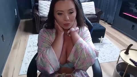 Miley Madness online show from 7, 10, 2025