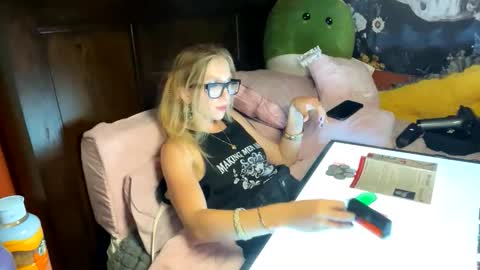 Snapshot of milf4everjenna chatting on 4, 3, 2026 milf4everjenna online show from 4, 3, 2026