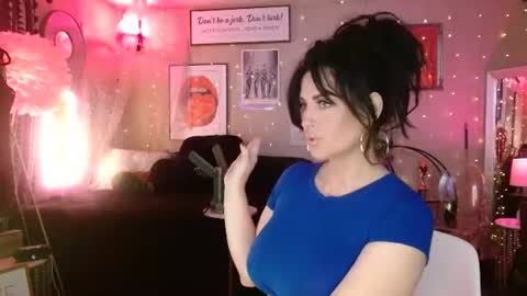 Milf Lacey online show from 28, 6, 2026