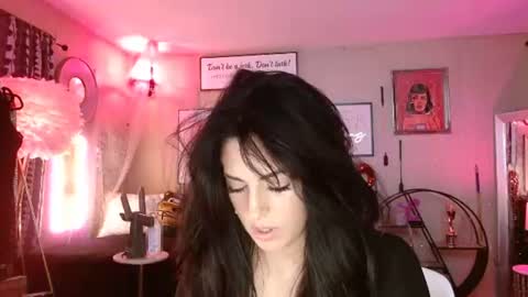 Milf Lacey online show from 14, 7, 2026