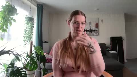 Milf Tara36 online show from 10, 3, 2025