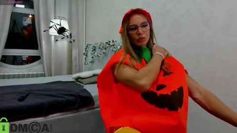 Thea NONUDE in public GMT2 Mon 3-9 AM Wed 3-9 AM Thur 3-9 AM Fri 3-9 AM Sun 3-9 AM. online show from 31, 10, 2025