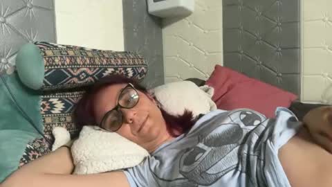 Milf Coder Girl online show from 1, 8, 2026