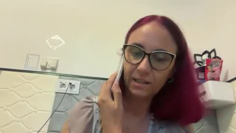 Milf Coder Girl online show from 7, 8, 2026