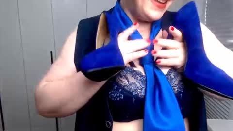 MilfScarlette online show from 11, 9, 2025