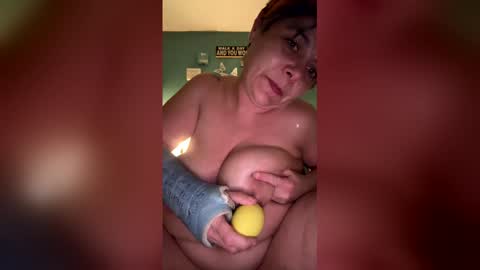 milfy1900s online show from 12, 4, 2026