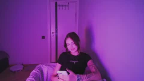 Snapshot of milipia chatting on 21, 6, 2026 milipia online show from 21, 6, 2026