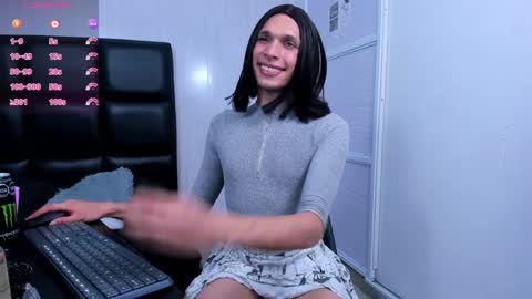 MAX online show from 17, 1, 2025