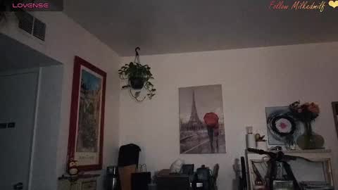 milkedmilf online show from 10, 4, 2026