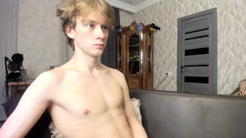 Isaac online show from 25, 2, 2026