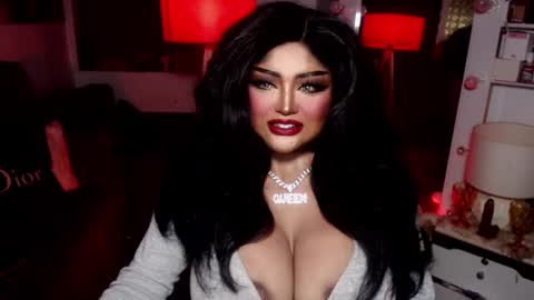 milkshakelavinia online show from 5, 1, 2025