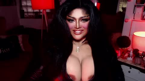 milkshakelavinia online show from 20, 1, 2025