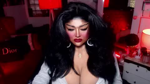 milkshakelavinia online show from 22, 1, 2025