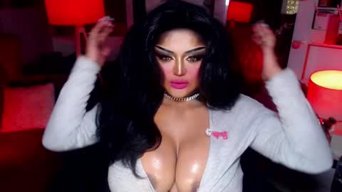 milkshakelavinia online show from 30, 1, 2025