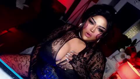 milkshakelavinia online show from 14, 2, 2025