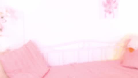 milky_0 online show from 2, 10, 2025