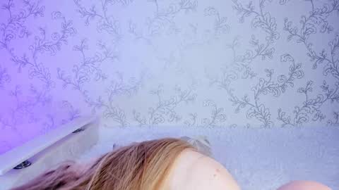 Snapshot of milky_waybaby chatting on 5, 2, 2025 Vivian online show from 5, 2, 2025