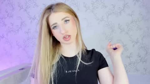 Snapshot of milky_waybaby chatting on 25, 2, 2025 Vivian online show from 25, 2, 2025