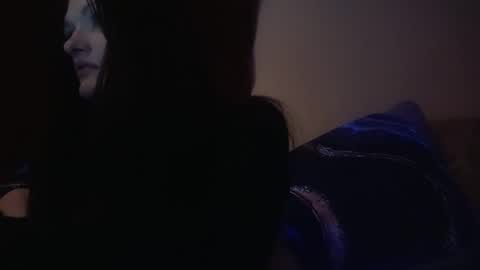 Snapshot of milkyemm chatting on 17, 11, 2025 milkyemm online show from 17, 11, 2025