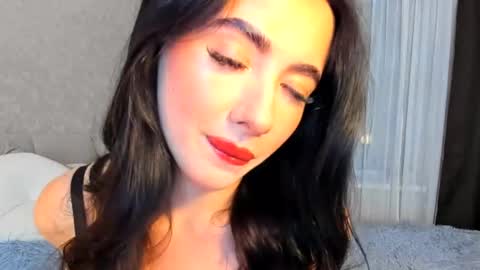 Snapshot of milla__moore chatting on 18, 10, 2025 milla moore online show from 18, 10, 2025