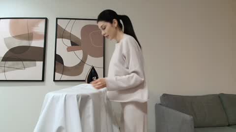 milla bella online show from 14, 1, 2026