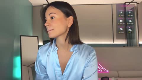 Mila online show from 11, 2, 2025