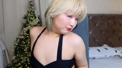 Milla or just Mi online show from 24, 12, 2024