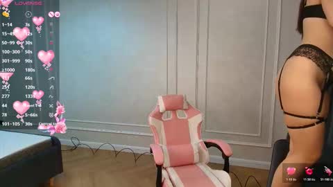 millaa_bella online show from 25, 3, 2026