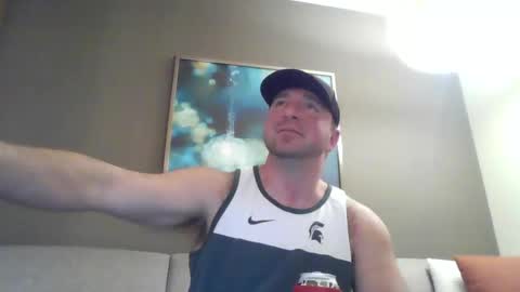 Snapshot of millertimenow34 chatting on 17, 12, 2024 millertime feet bigcock hairy straight muscles online show from 17, 12, 2024