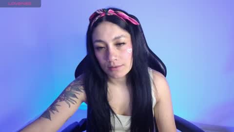 Snapshot of millie_bobby_ chatting on 14, 11, 2025 Millie Bobby online show from 14, 11, 2025