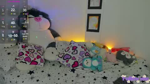        online show from 14, 4, 2026