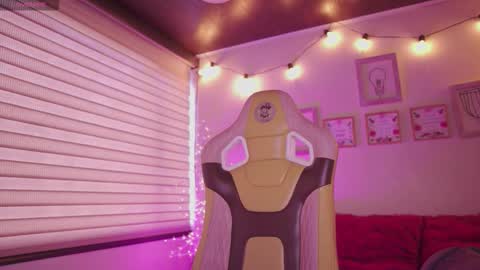 MILLY online show from 9, 1, 2026