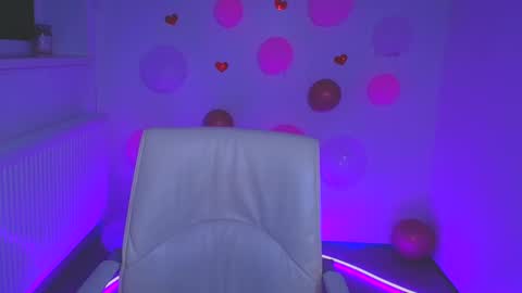 Milly online show from 26, 2, 2025