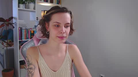 Snapshot of milly_ross23 chatting on 28, 12, 2024 Milly online show from 28, 12, 2024