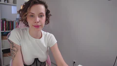 Snapshot of milly_ross23 chatting on 19, 1, 2025 Milly online show from 19, 1, 2025