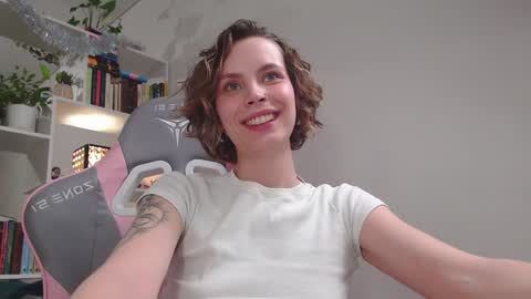 Snapshot of milly_ross23 chatting on 19, 1, 2025 Milly online show from 19, 1, 2025