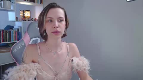 Snapshot of milly_ross23 chatting on 9, 2, 2025 Milly online show from 9, 2, 2025