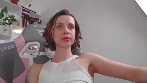 Snapshot of milly_ross23 chatting on 1, 3, 2025 Milly online show from 1, 3, 2025