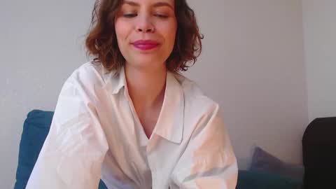 Snapshot of milly_ross23 chatting on 22, 9, 2025 Milly online show from 22, 9, 2025