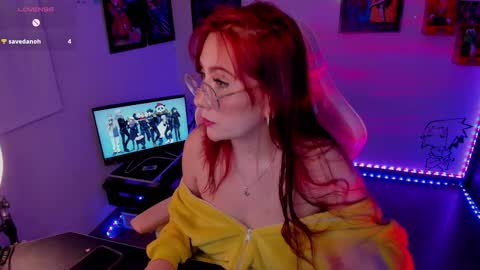 Snapshot of milly_yako chatting on 25, 9, 2025 Monkey D Maddie online show from 25, 9, 2025