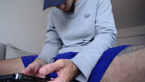 miloslove online show from 26, 2, 2026