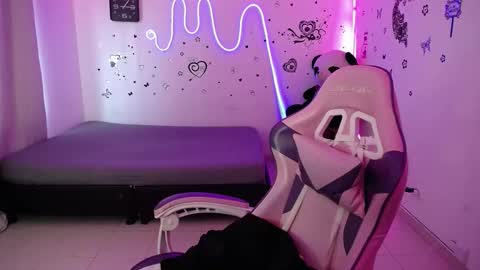 Milusolers online show from 30, 11, 2025