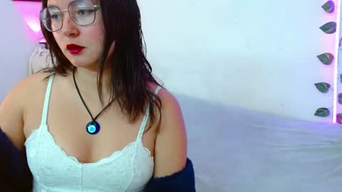 Snapshot of mily_baker chatting on 22, 7, 2026 mily_baker online show from 22, 7, 2026