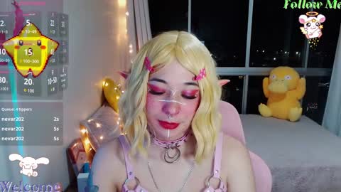 mily_milk_ online show from 8, 12, 2024