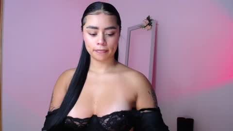 Mily Ortiz online show from 21, 10, 2025