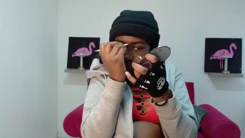 Snapshot of milykabombastik chatting on 22, 10, 2025 milykabombastik online show from 22, 10, 2025