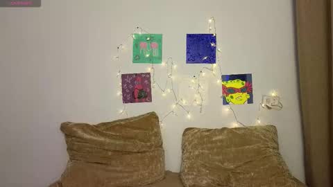 hi Im Mina  online show from 7, 3, 2026