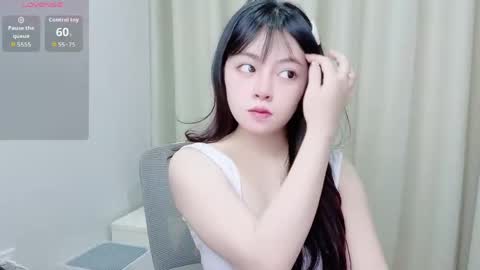 Snapshot of minaaaa69879 chatting on 26, 5, 2026 Na online show from 26, 5, 2026