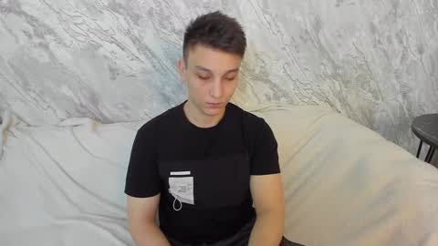 minato_kono online show from 2, 2, 2025