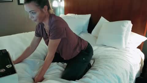 Mindy Mars online show from 4, 2, 2025